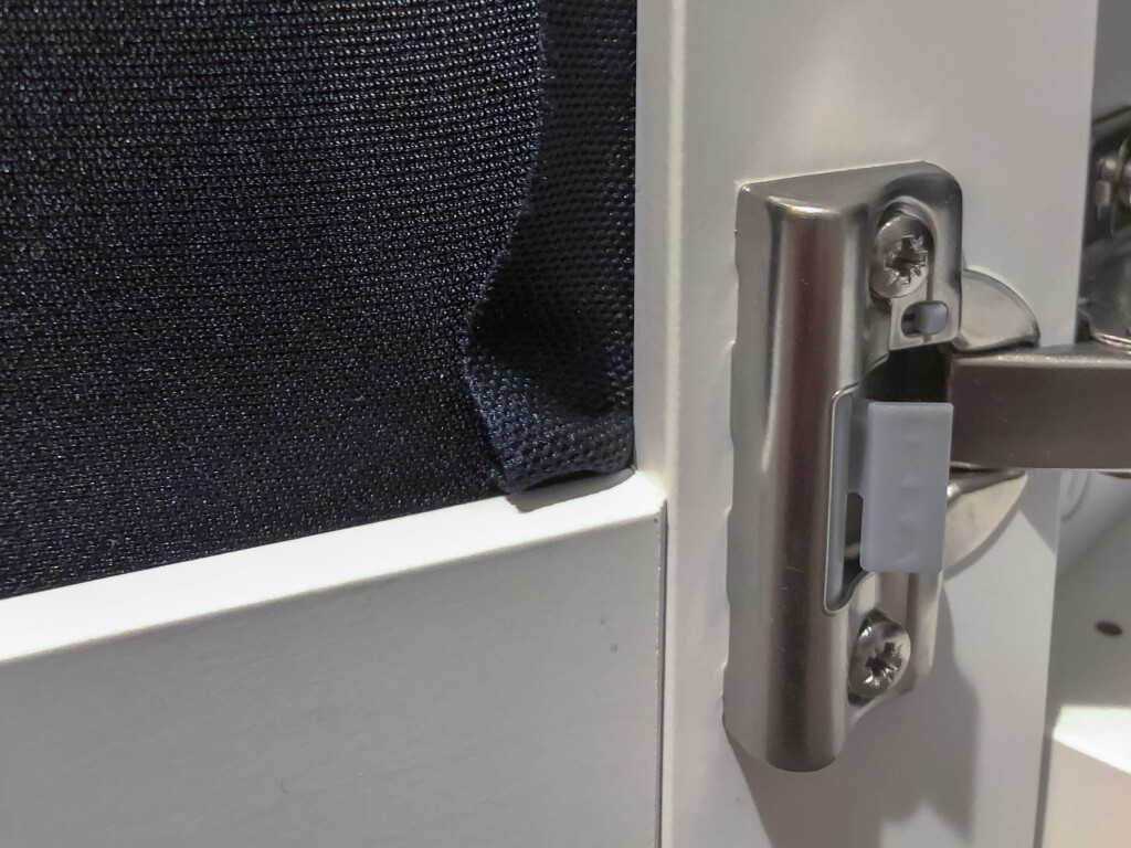 BESTÅ soft closing hinge