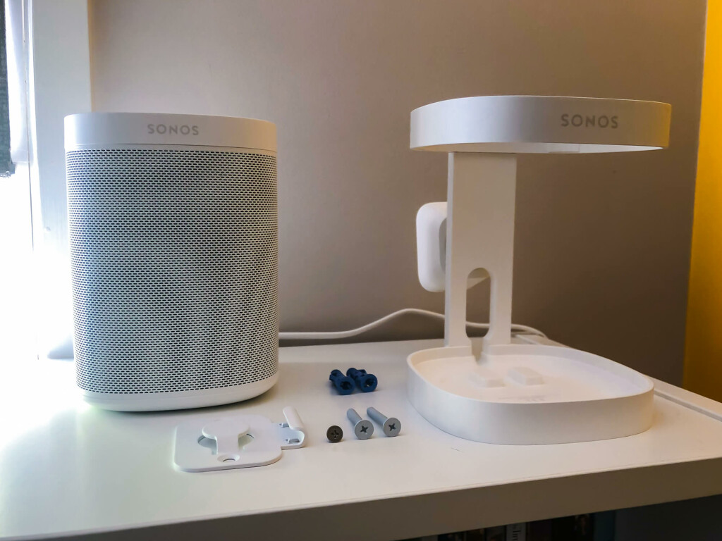 Sonos One SL with Sonos Wall Mount