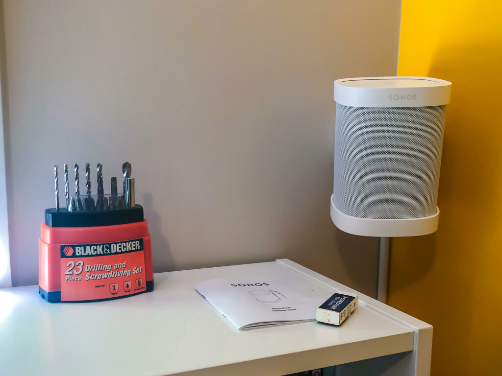 Sonos One SL with Sonos Wall Mount